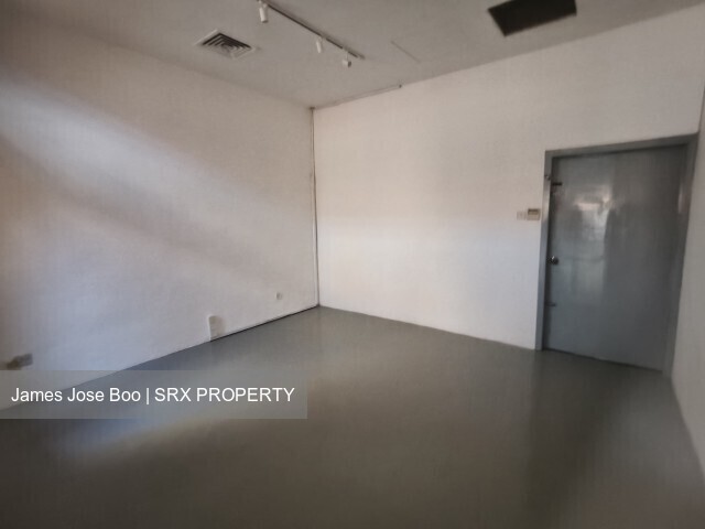 Cheap Tanjong Pagar level 2 office | No lift | Avail now (D2), Shop House #543950721